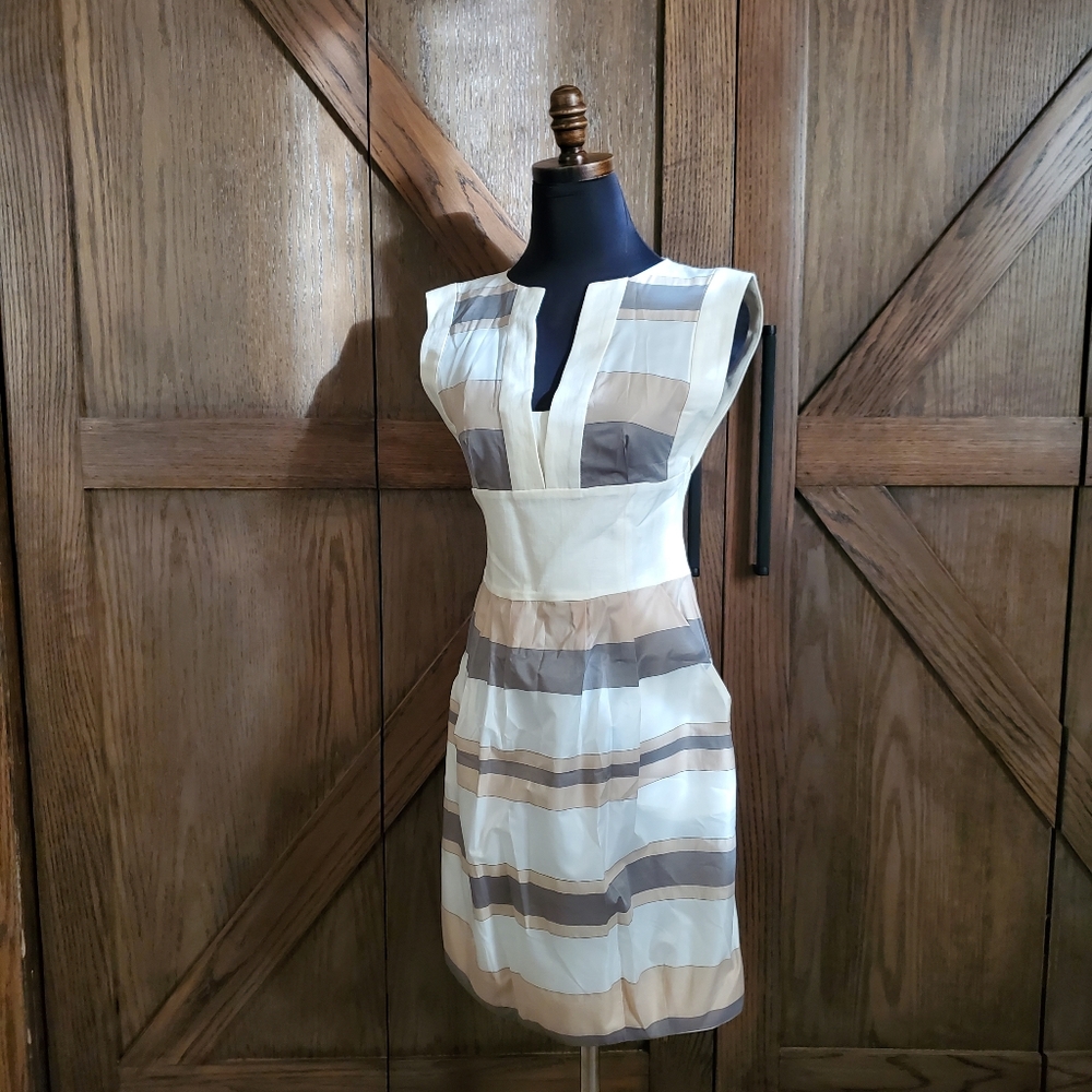 LAST CHANCE Armani Collezioni Striped Dress